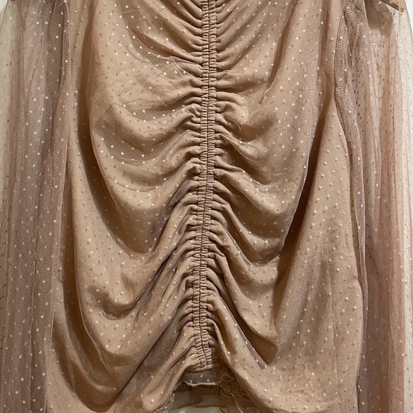 Anthropologie En Elly Ruched Blouse Top New Champagne Light Sand Size Medium NWT - Picture 11 of 12